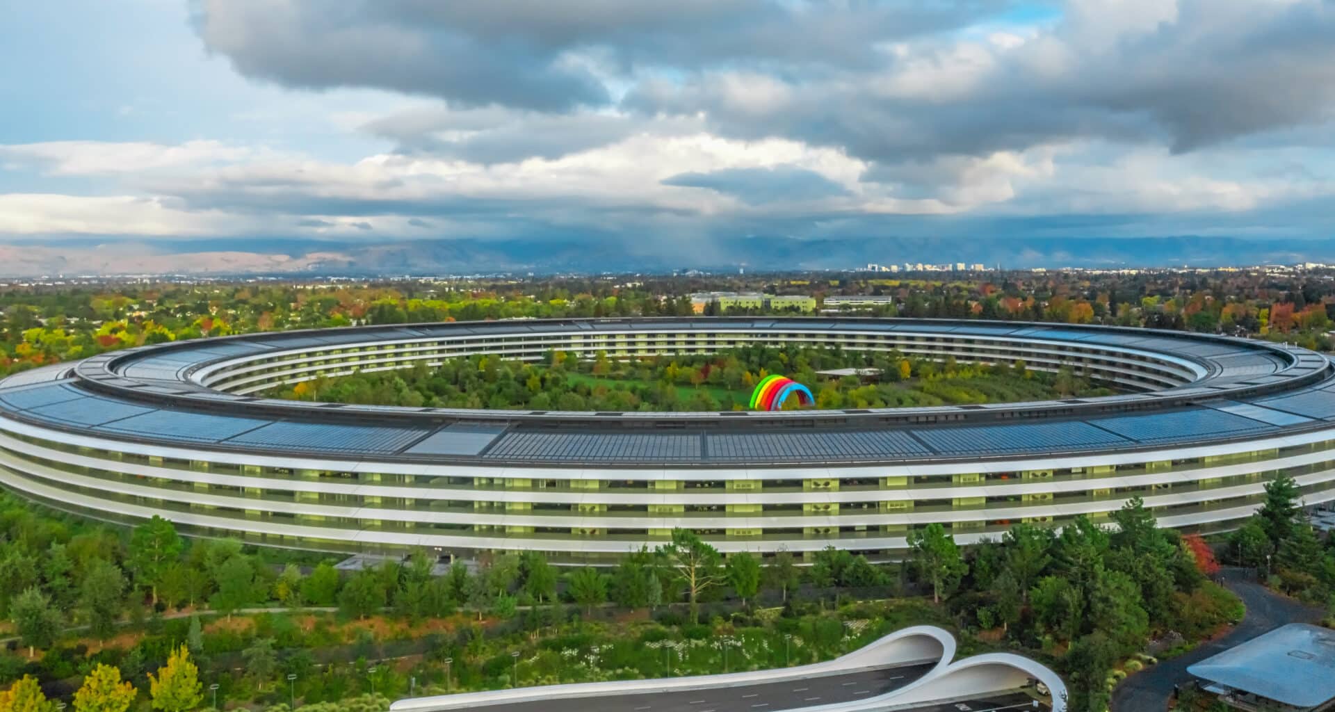 Foto aérea do Apple Park em Cupertino
