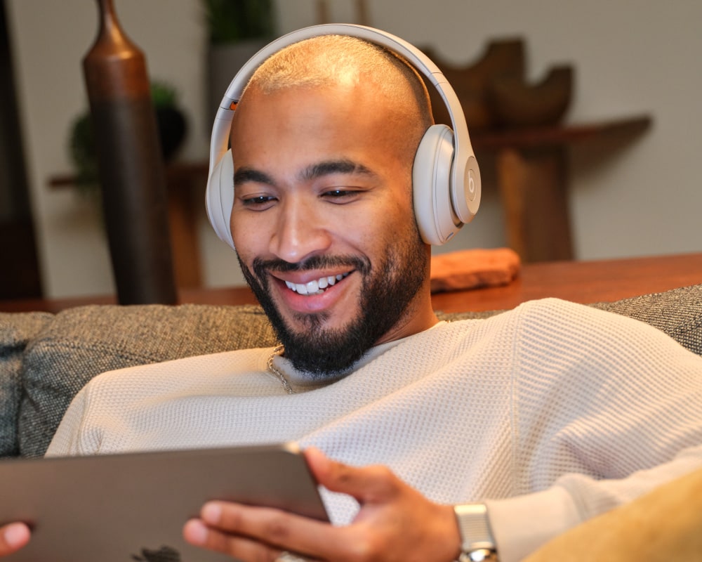 Beats Studio Pro
