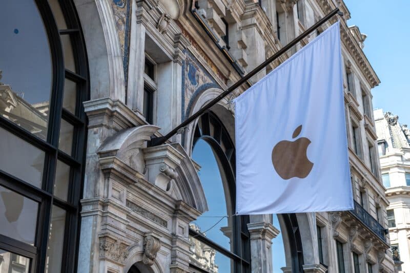 Fachada de loja da Apple em Londres