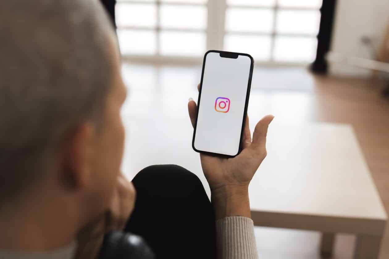 Instagram testa recurso para exibir Destaques de Stories não vistos