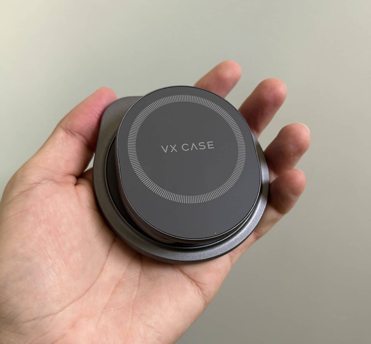 MAG Easy Charger 360º, da VX Case