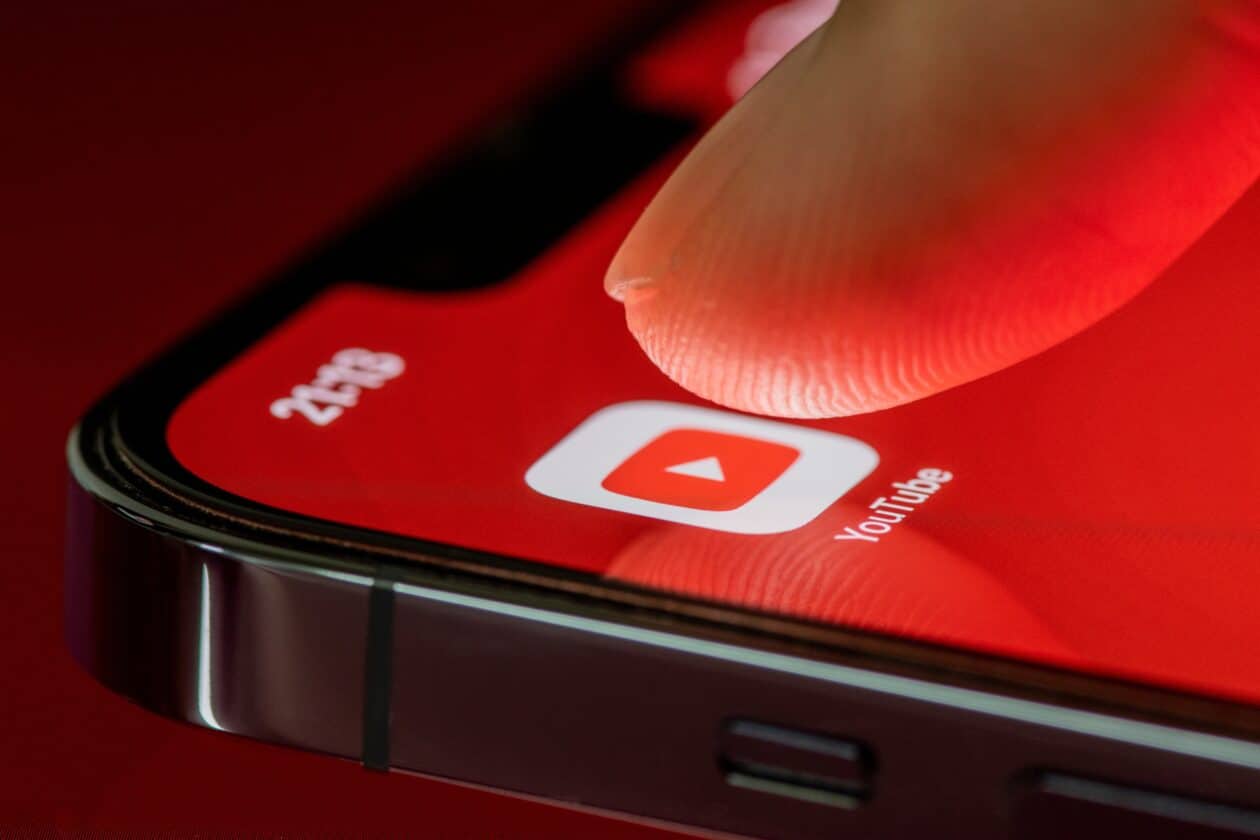 YouTube começa a liberar Premium Lite, seu plano de assinatura mais barato