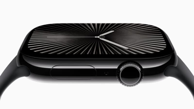 Apple Watch Series 10 em alumínio na cor jet black
