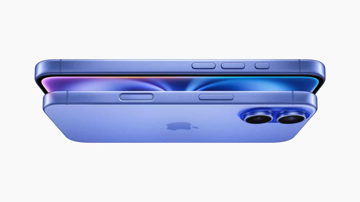 iPhone 16 na cor azul ultramarino