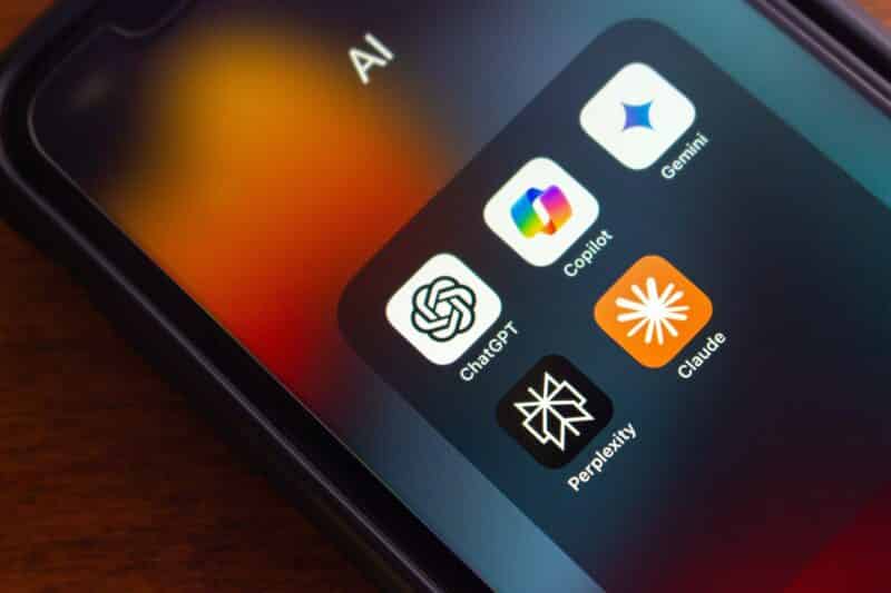 Apps de IA (ChatGPT, Copilot, Gemini, Perplexity e Claude) no iPhone