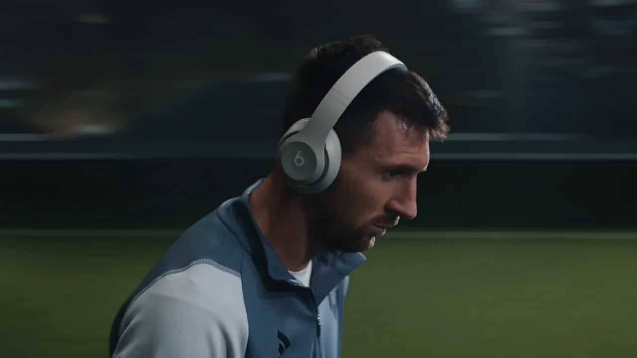 Lionel Messi em comercial da Beats