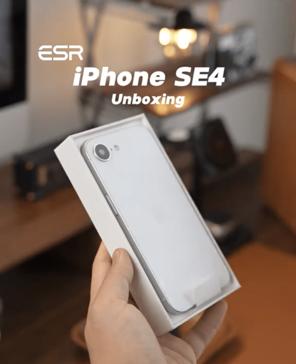 ESR unboxing iPhone SE