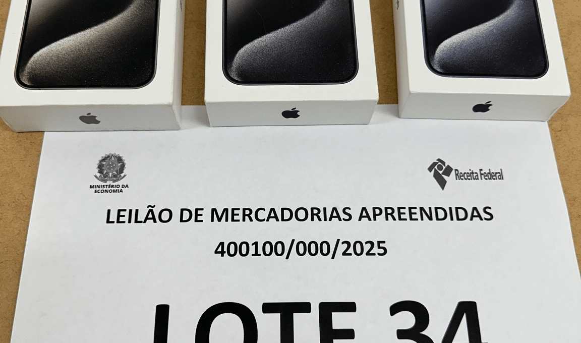 iPhones em leilão da Receita Federal