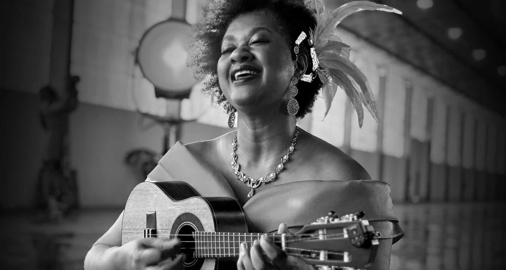 Nilze Carvalho