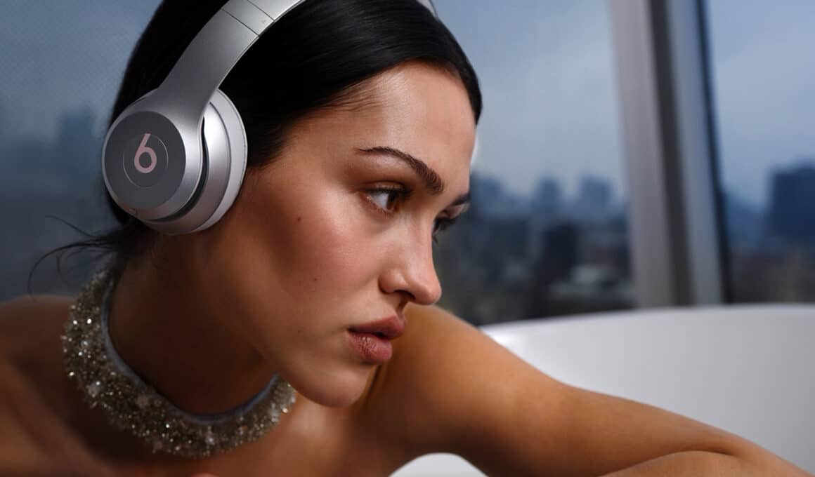 Beats Solo 4 – Sandy Liang Limited Edition