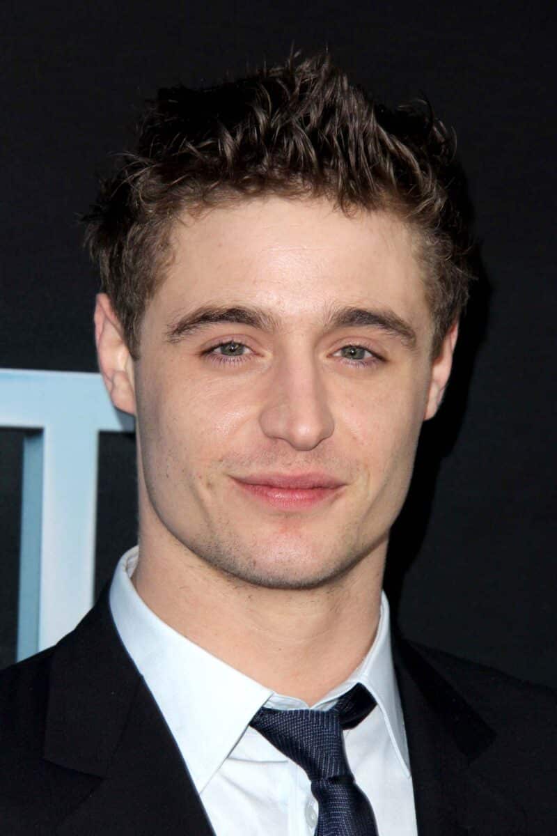 Ator Max Irons