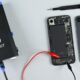 Desmonte do iPhone 16e da iFixit