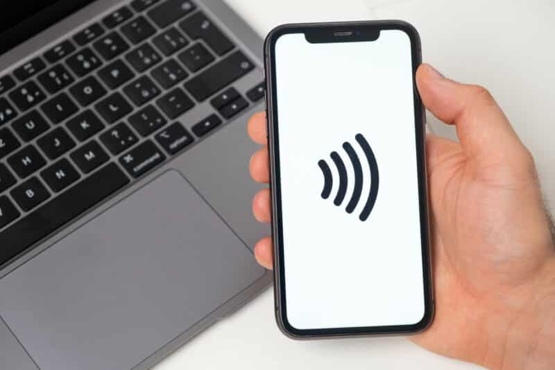 Ícone do NFC em um iPhone