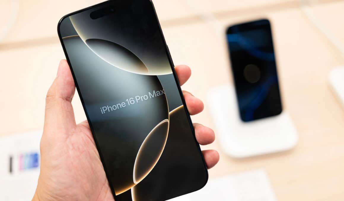 iPhone 16 Pro Max