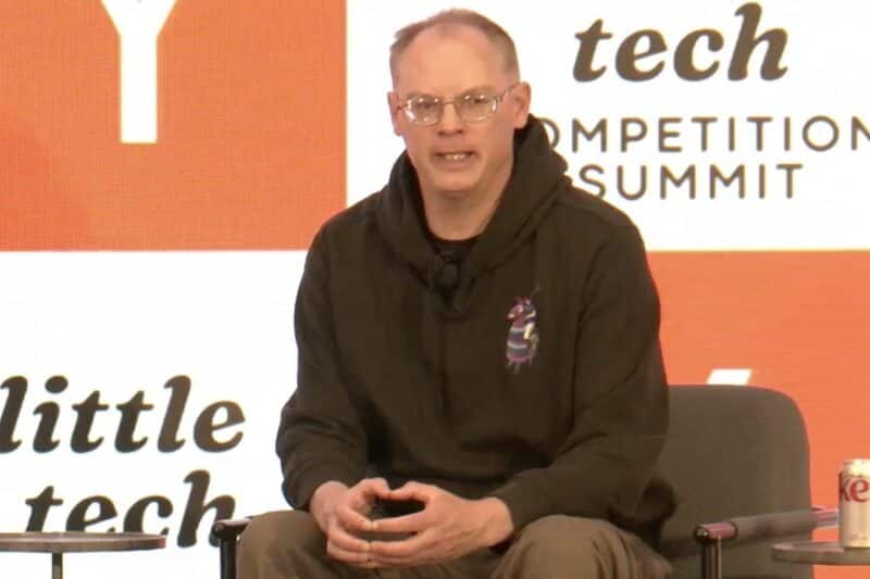 Tim Sweeney em um evento da Y Combinator
