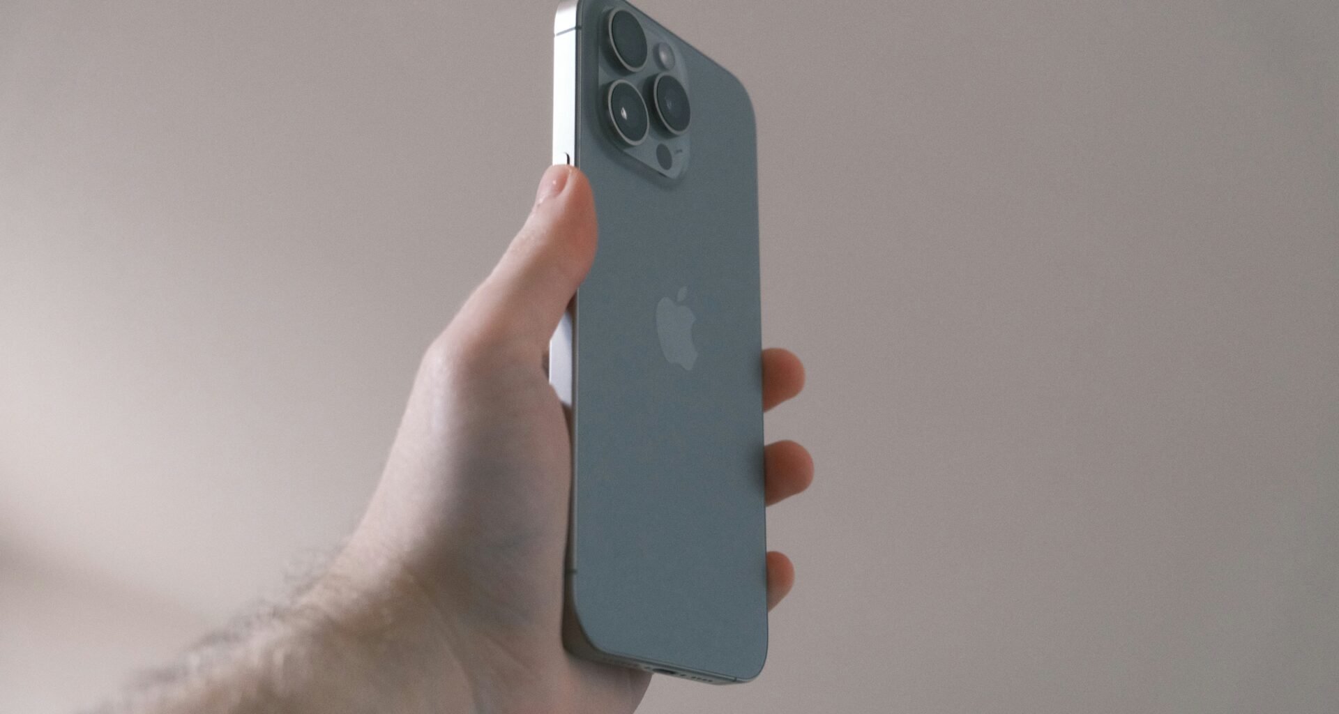 Parte traseira de um iPhone