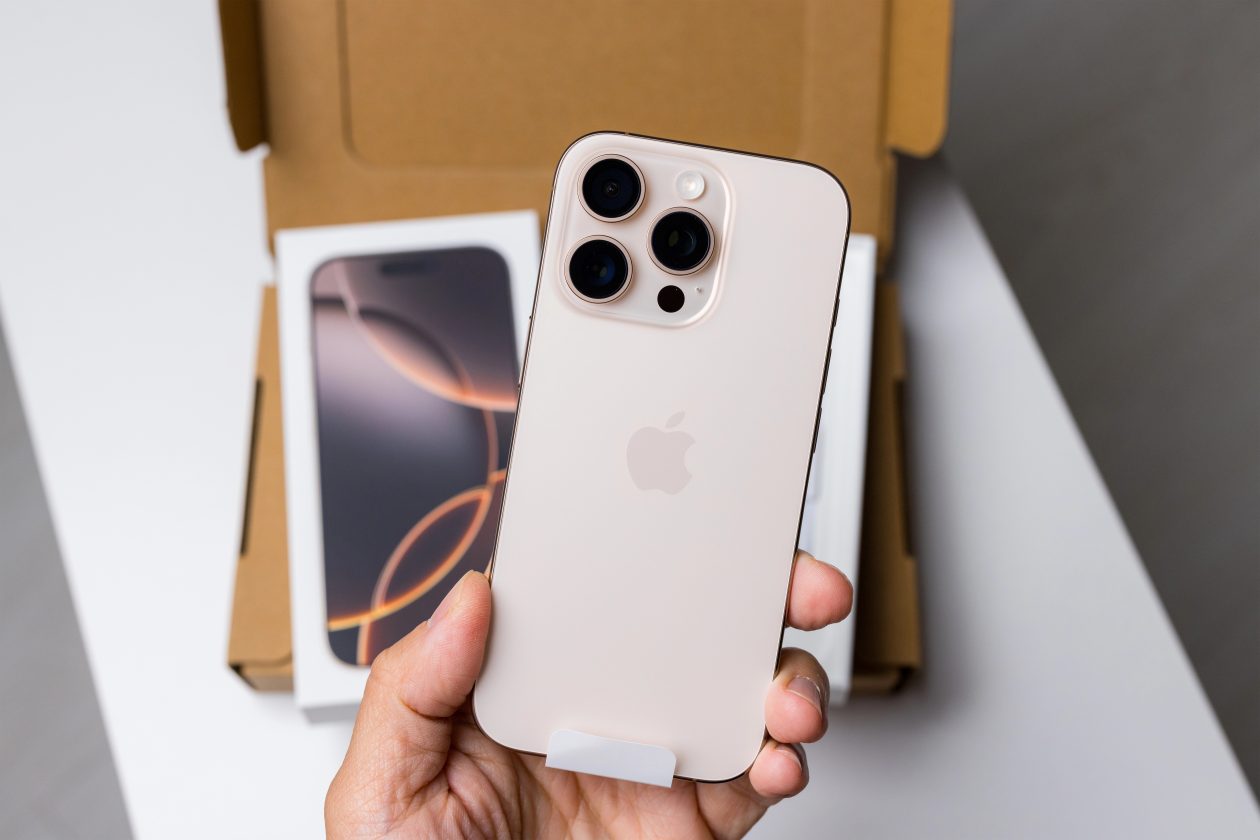 iPhone 16 Pro