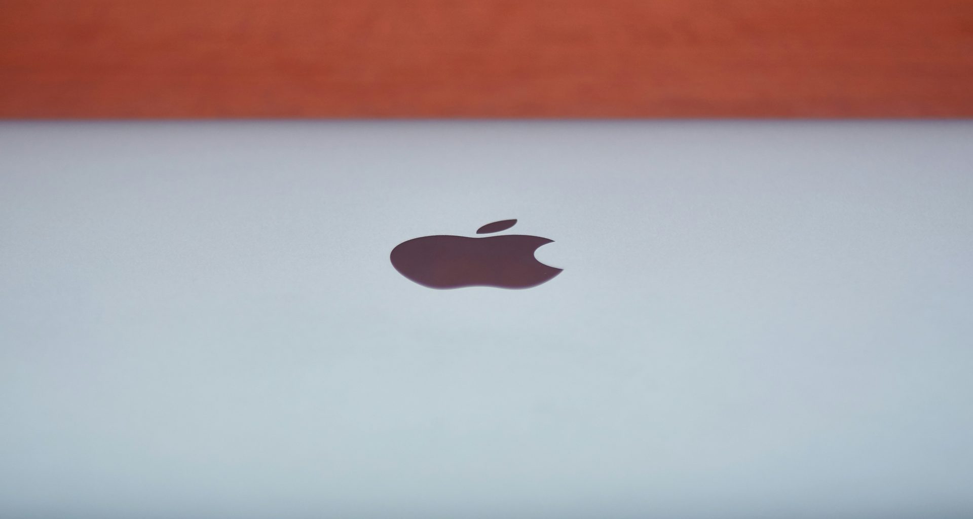 Logo da Apple em um Mac