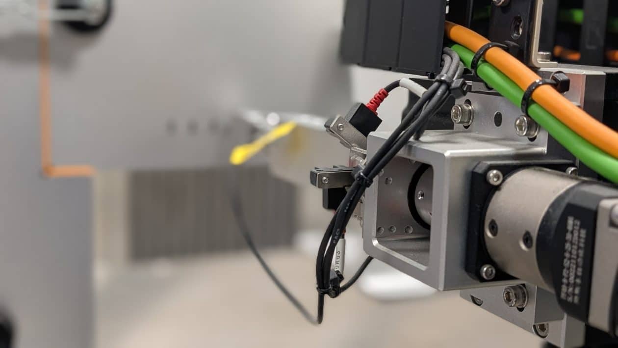 Testes feitos em produtos da Apple no laboratório na Irlanda