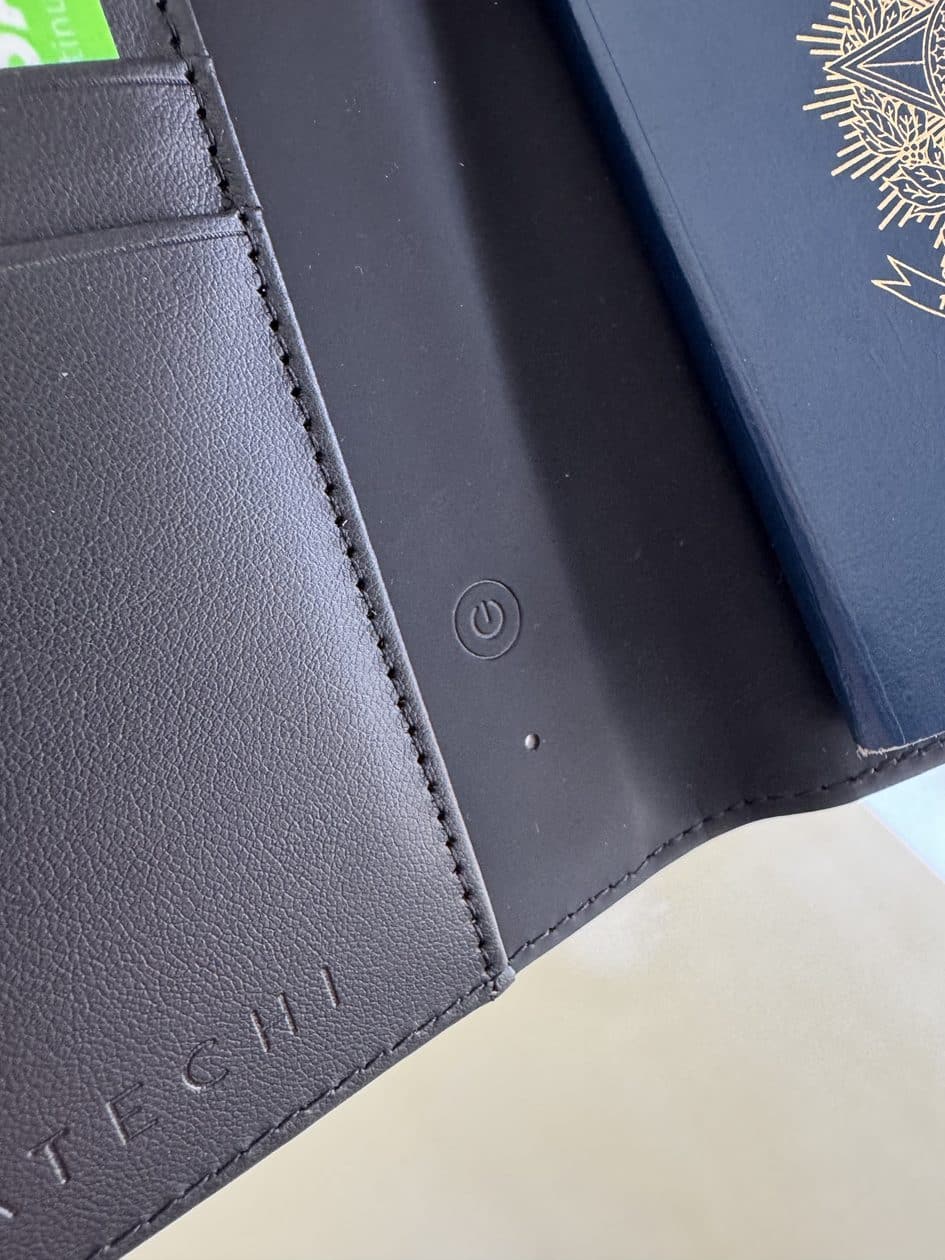 Vegan-Leather FindAll Passport Cover