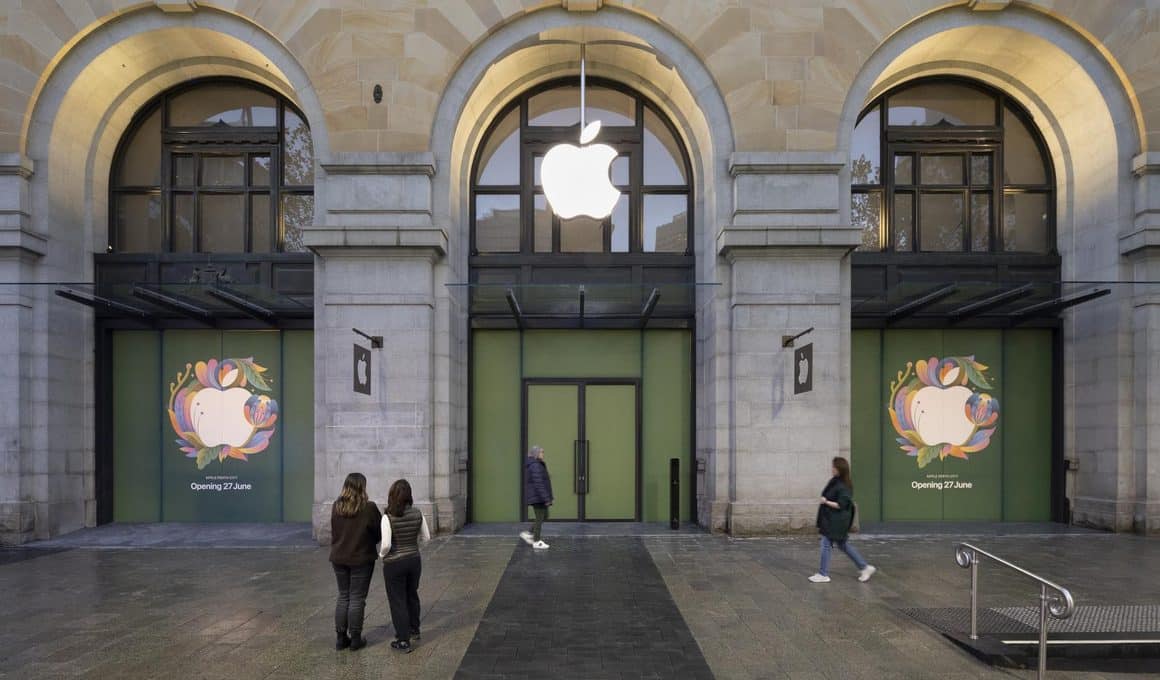 Apple Perth City