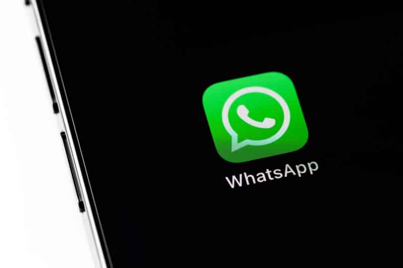 Ícone do WhatsApp em smartphone