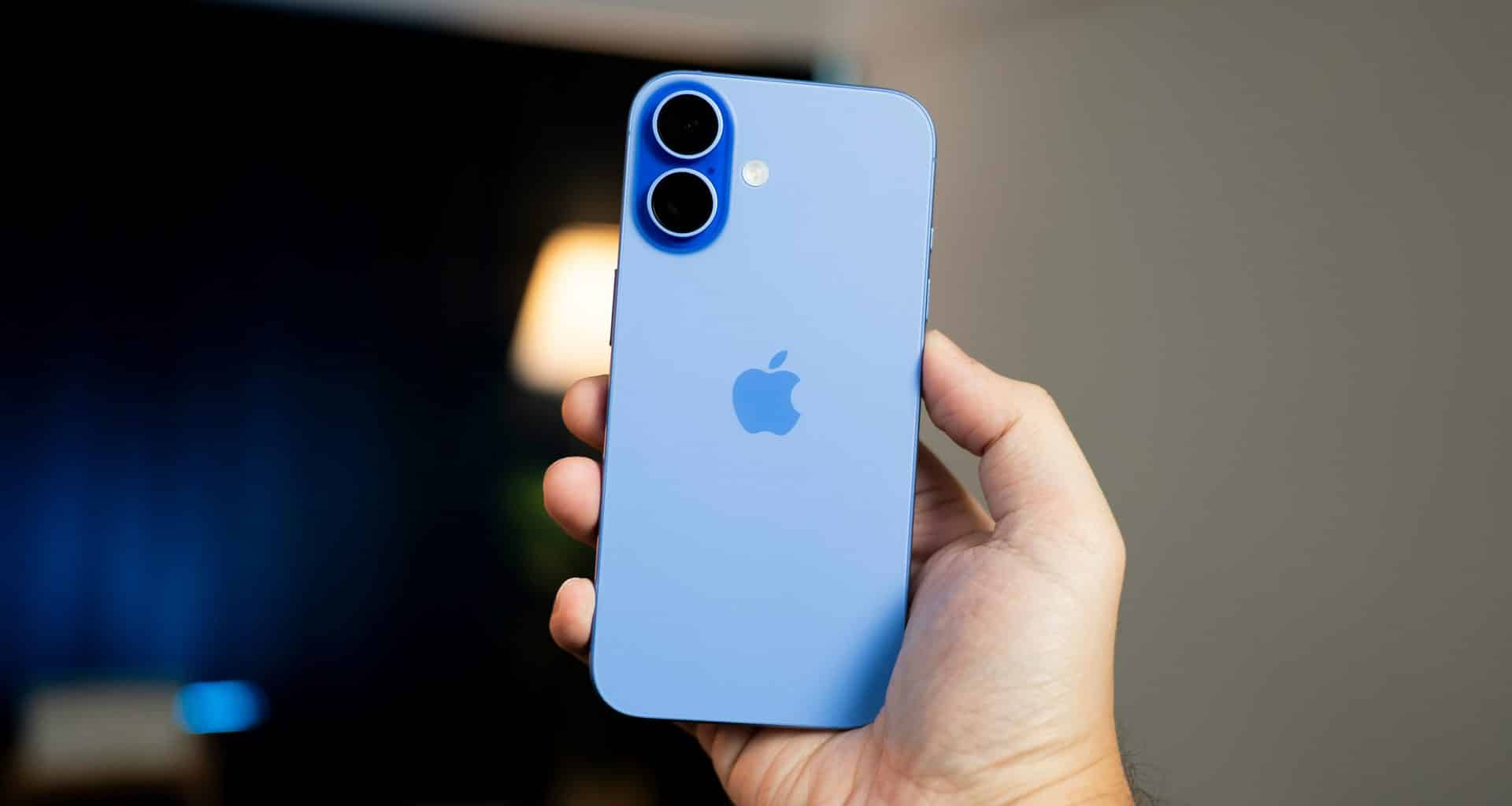 iPhone 16 ultramarino