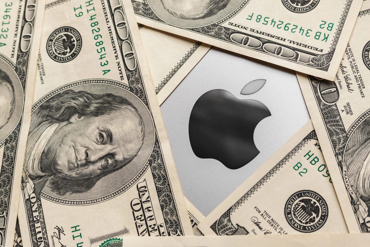 Apple diz que reinvestirá reembolsos de tarifas em manufatura nos EUA