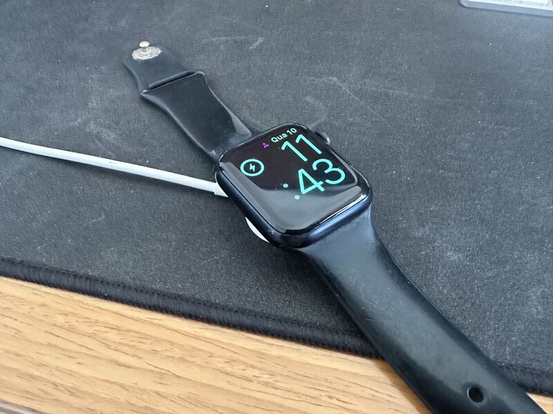 Apple Watch submerso