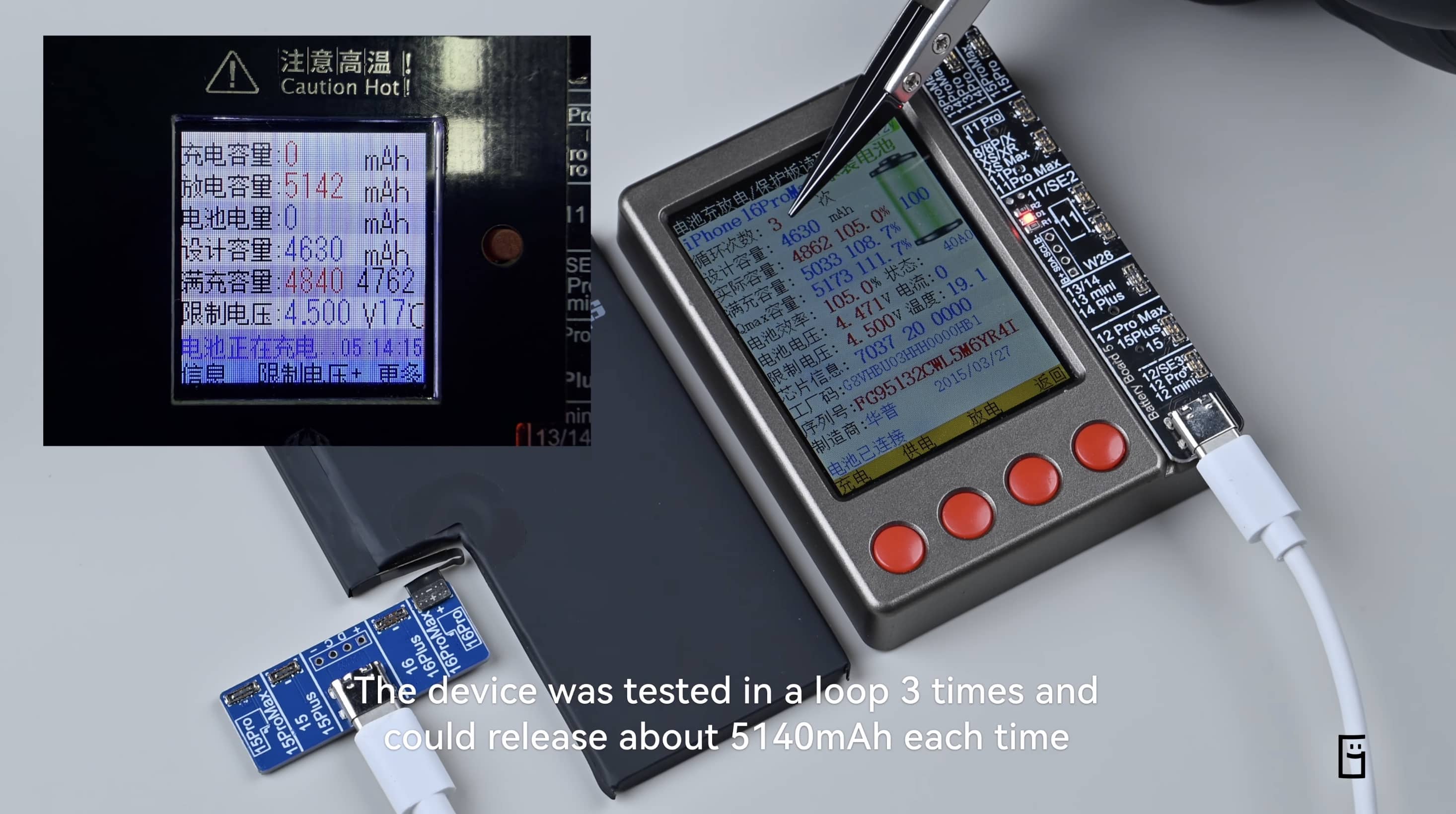 YouTuber trocando bateria de iPhone 16 Pro Max