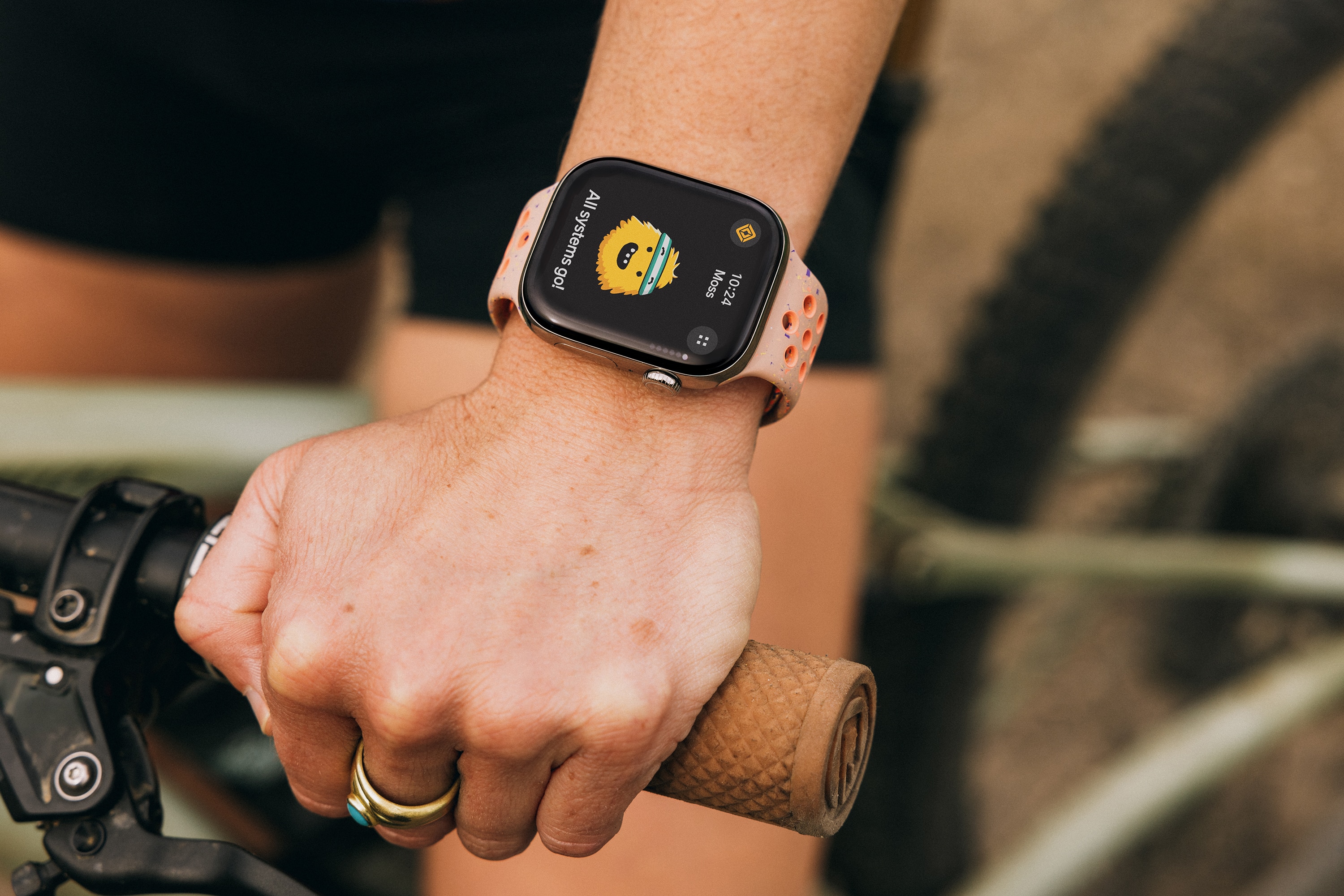 Rivian lança app dedicado para o Apple Watch, com diversos controles para seus carros