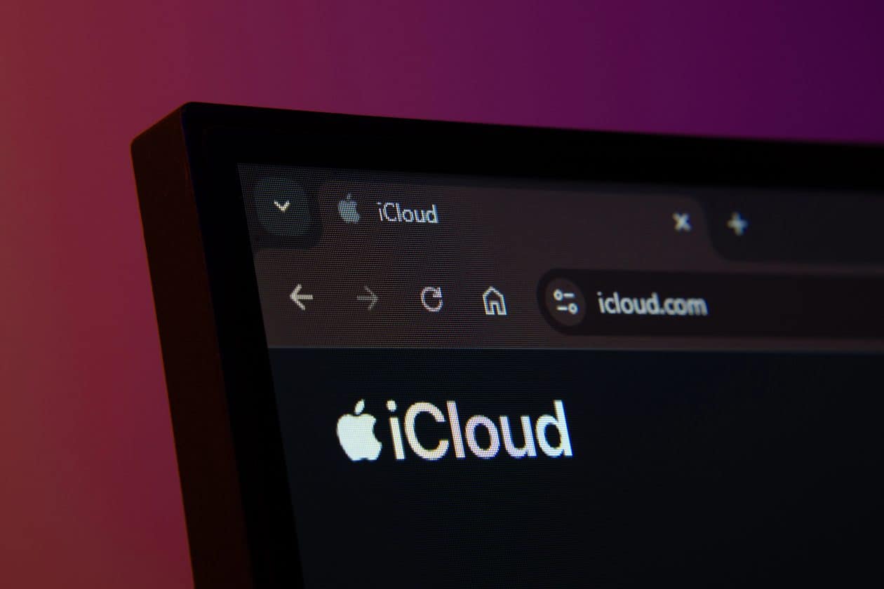 Estado americano processa a Apple por não barrar conteúdos de abuso infantil