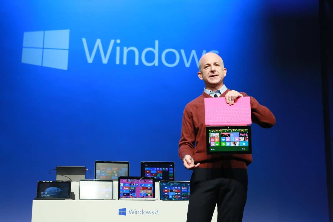 Ex-chefe do Windows se impressiona e reflete sobre o MacBook Neo