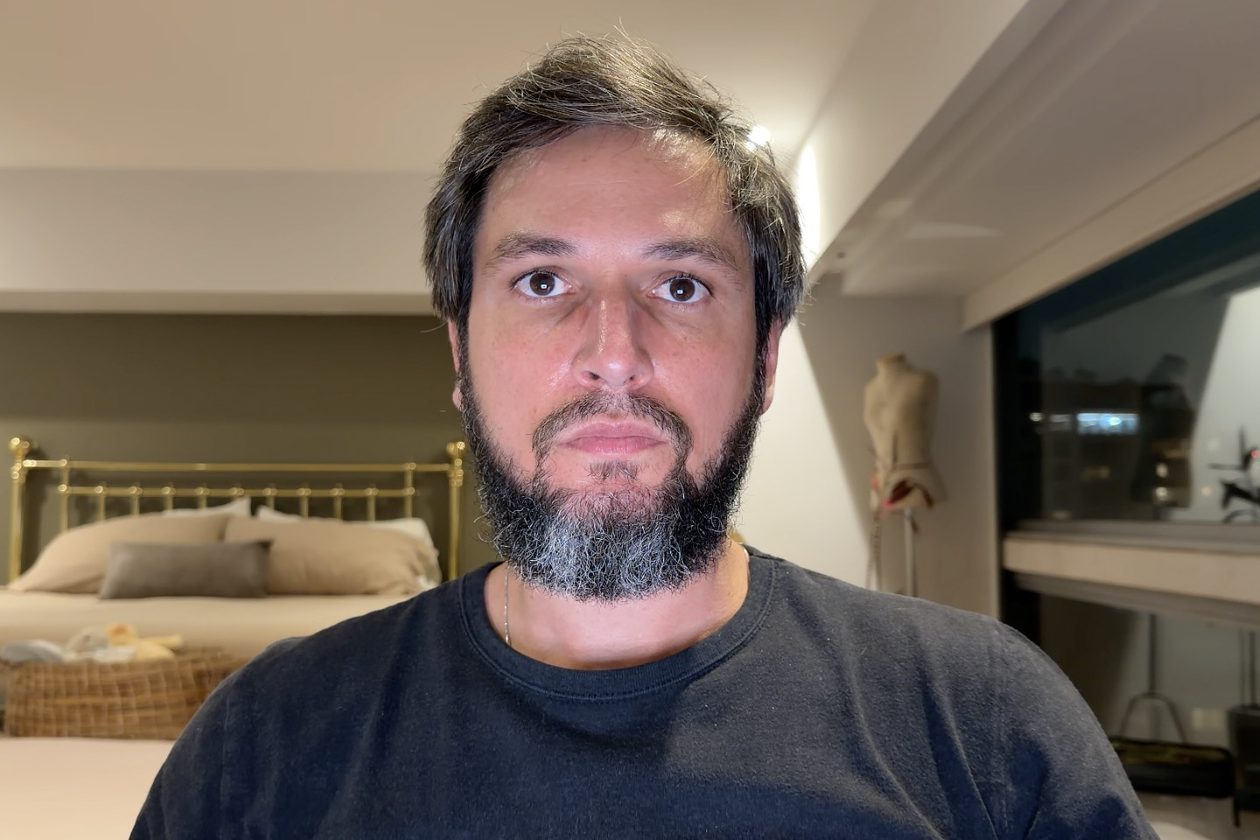 Foto tirada com iPhone à noite