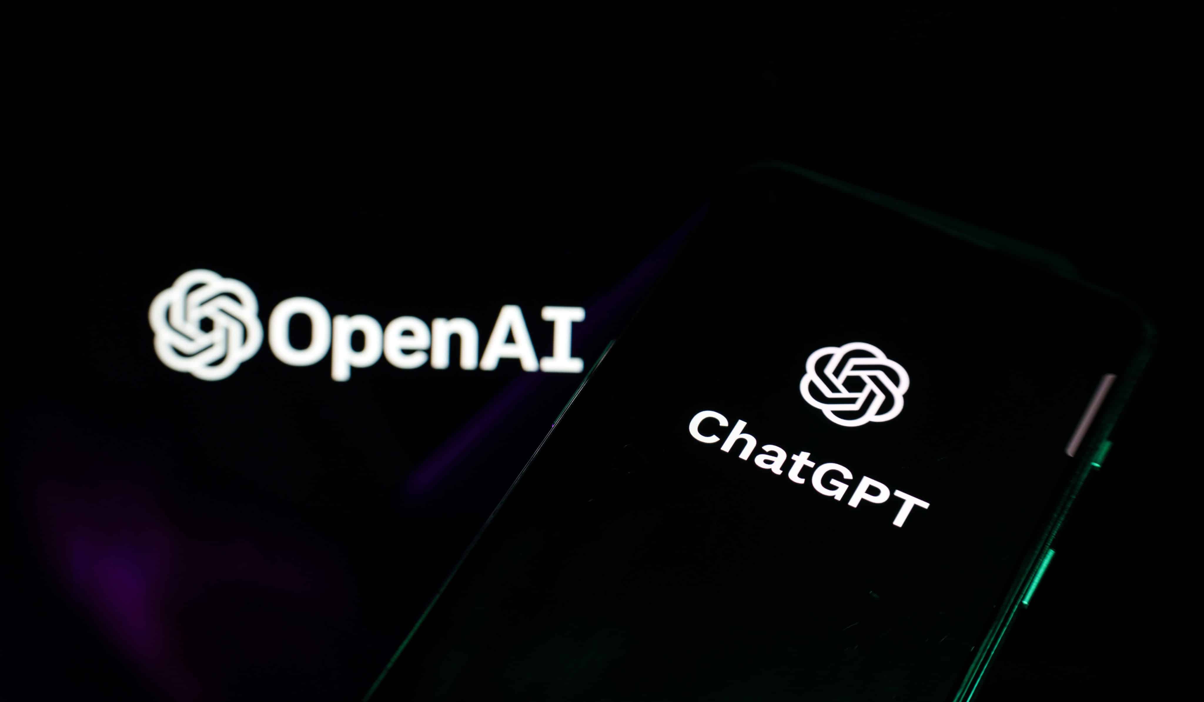 Logos da OpenAI e do ChatGPT