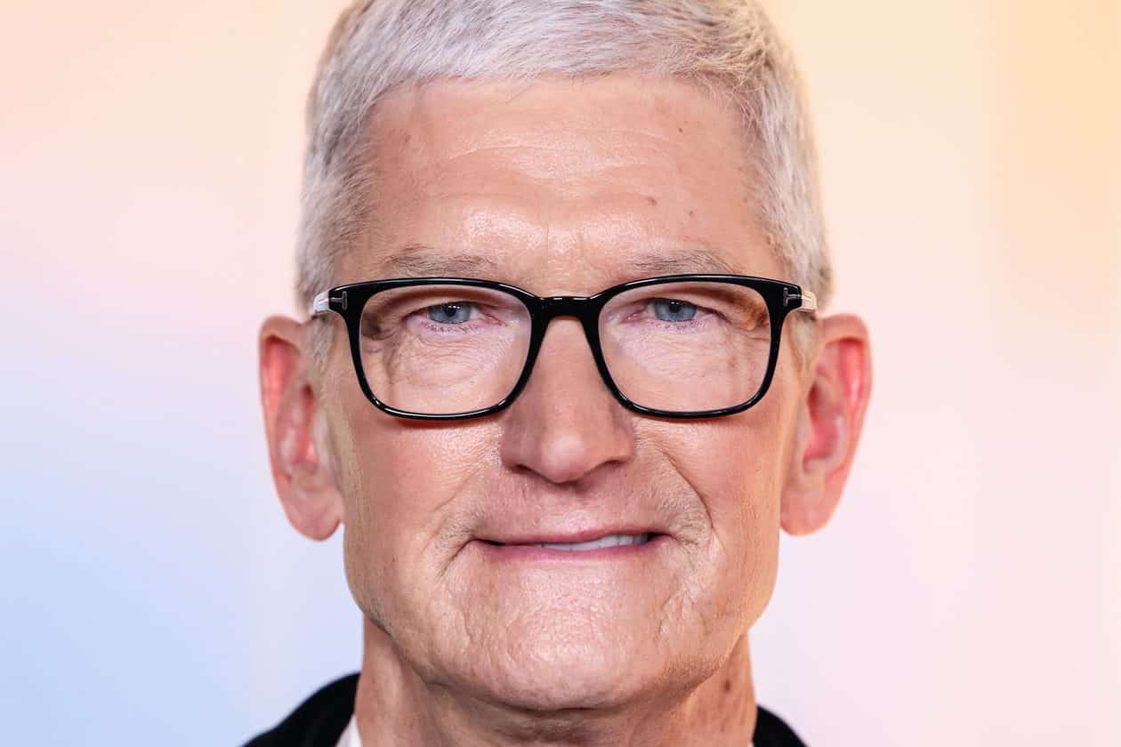 Tim Cook adquire mais ações da Nike, desta vez cerca de US$1 milhão