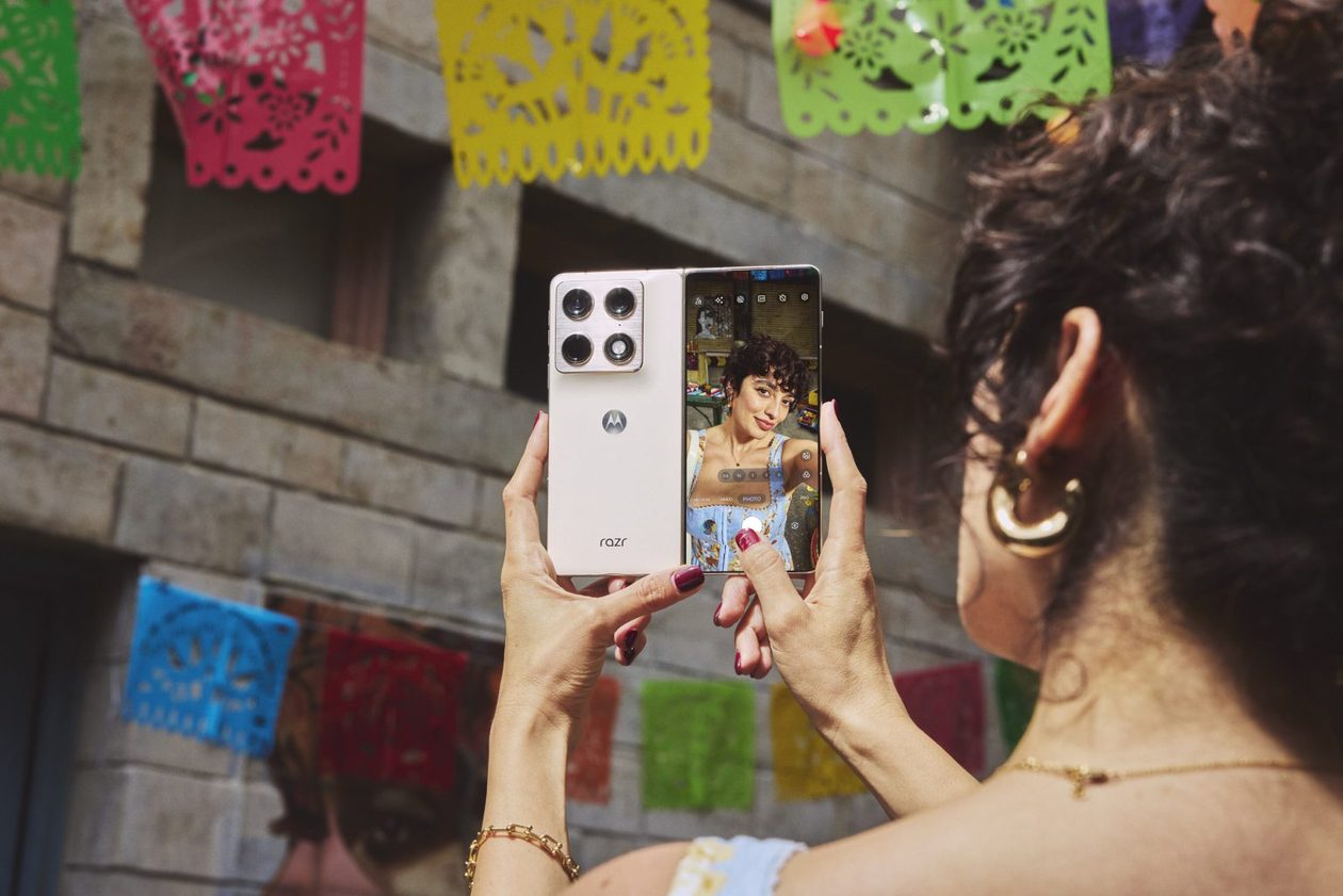 Motorola lança oficialmente o razr fold, concorrente do futuro “iPhone Ultra”
