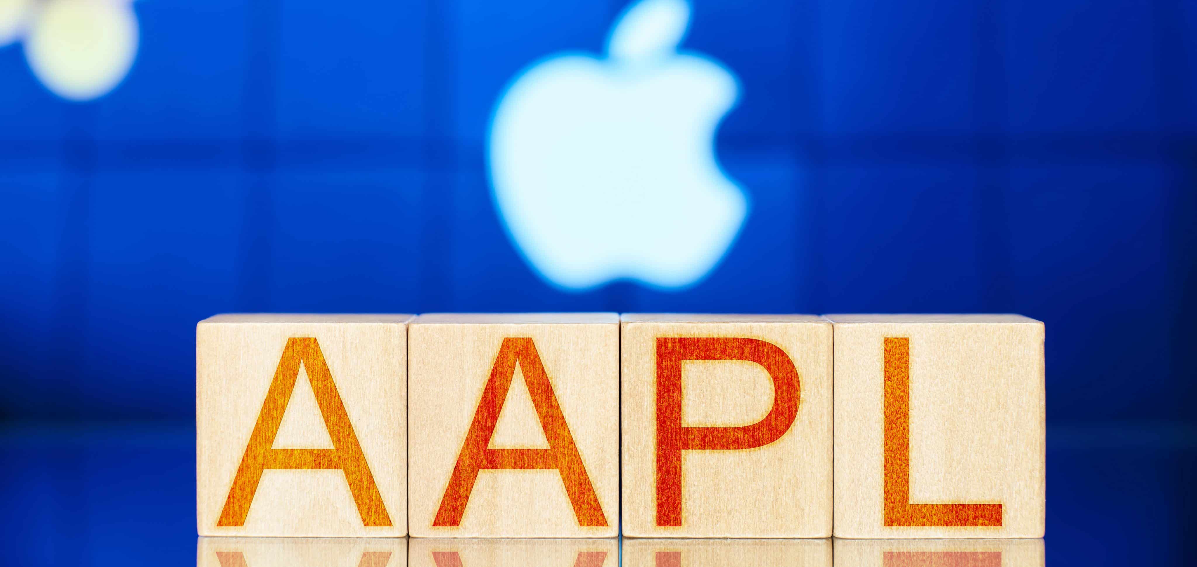 Após meses, ações da Apple batem novo recorde histórico