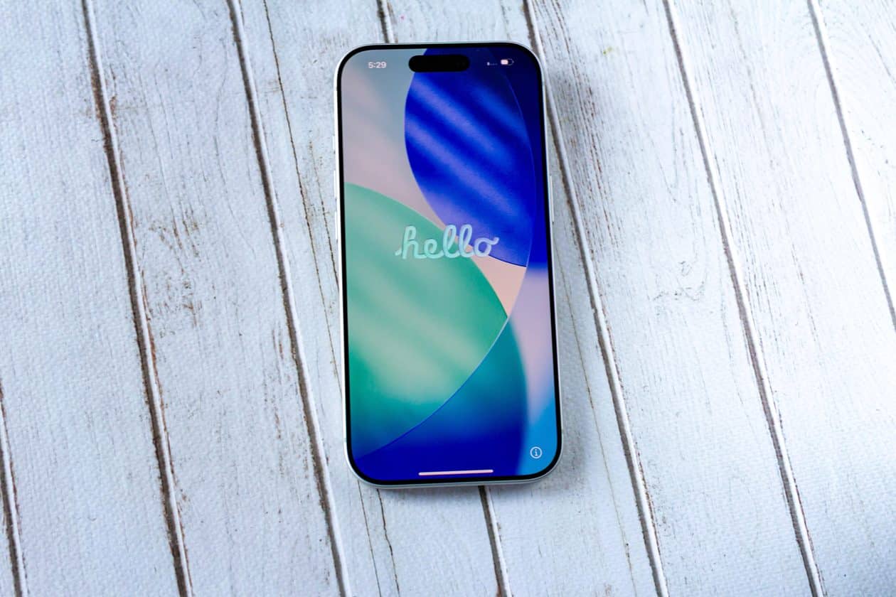 “iPhones 18 Pro” poderão não ter displays mais brilhantes, afinal