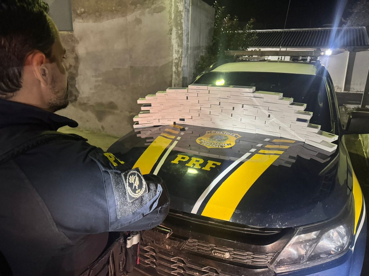 PRF apreende 83 iPhones em rodovia de Rosário do Sul (RS)