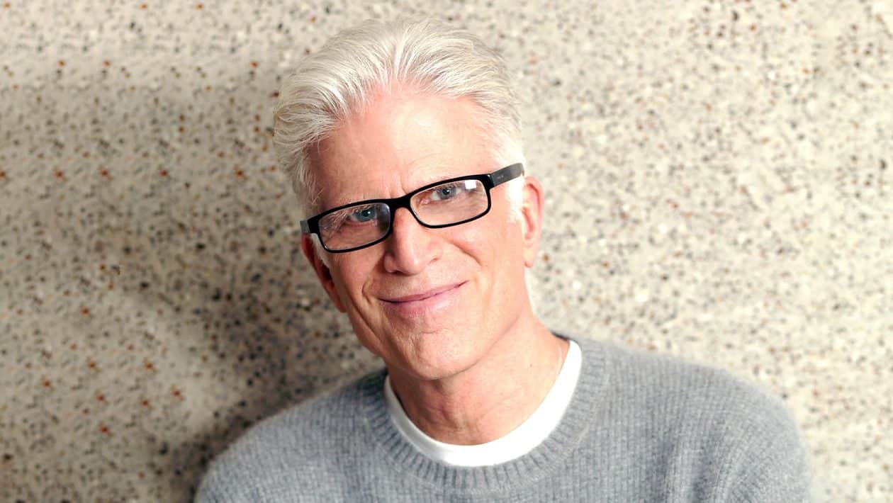 Ted Danson junta-se ao elenco de futura série de comédia do Apple TV estrelada por Elizabeth Banks