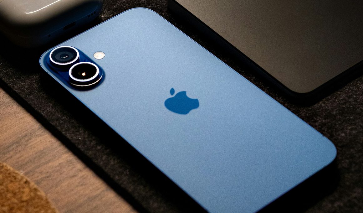 iPhone 16 Plus